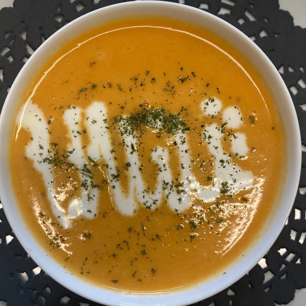 Image alt description