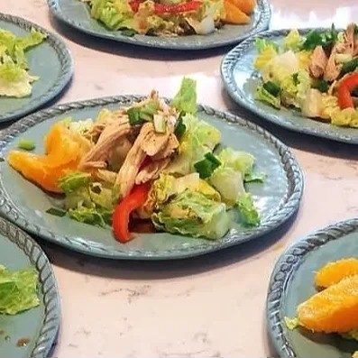 Image alt description