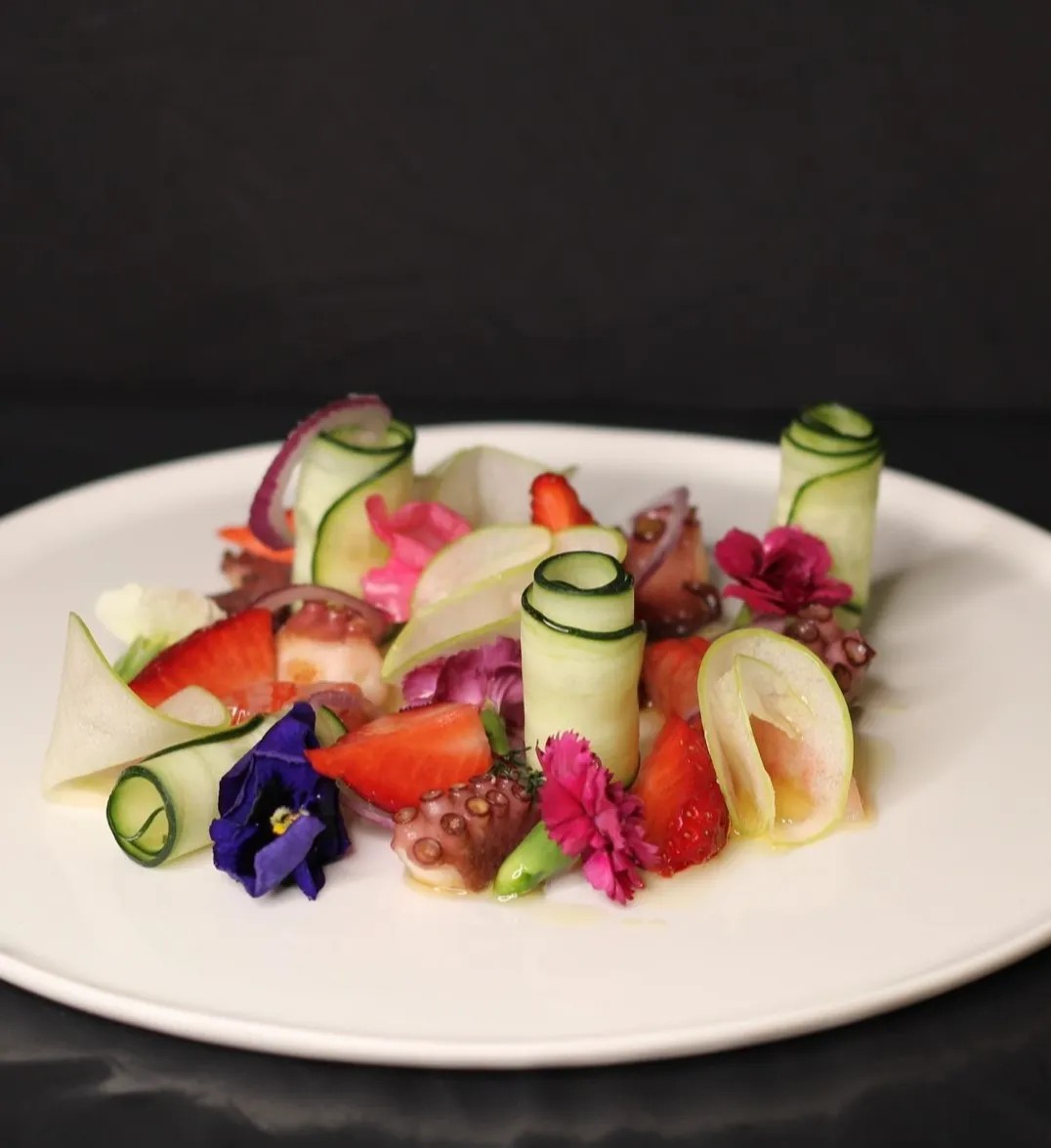 Image alt description