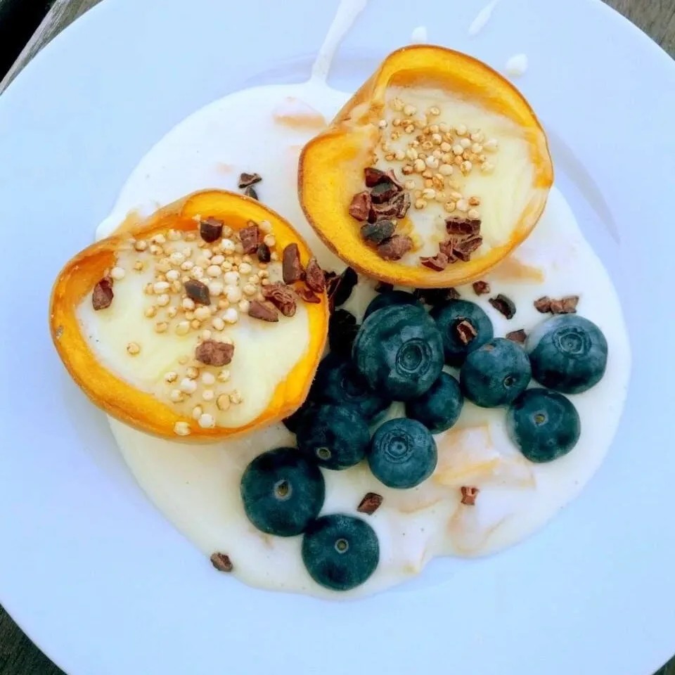 Image alt description