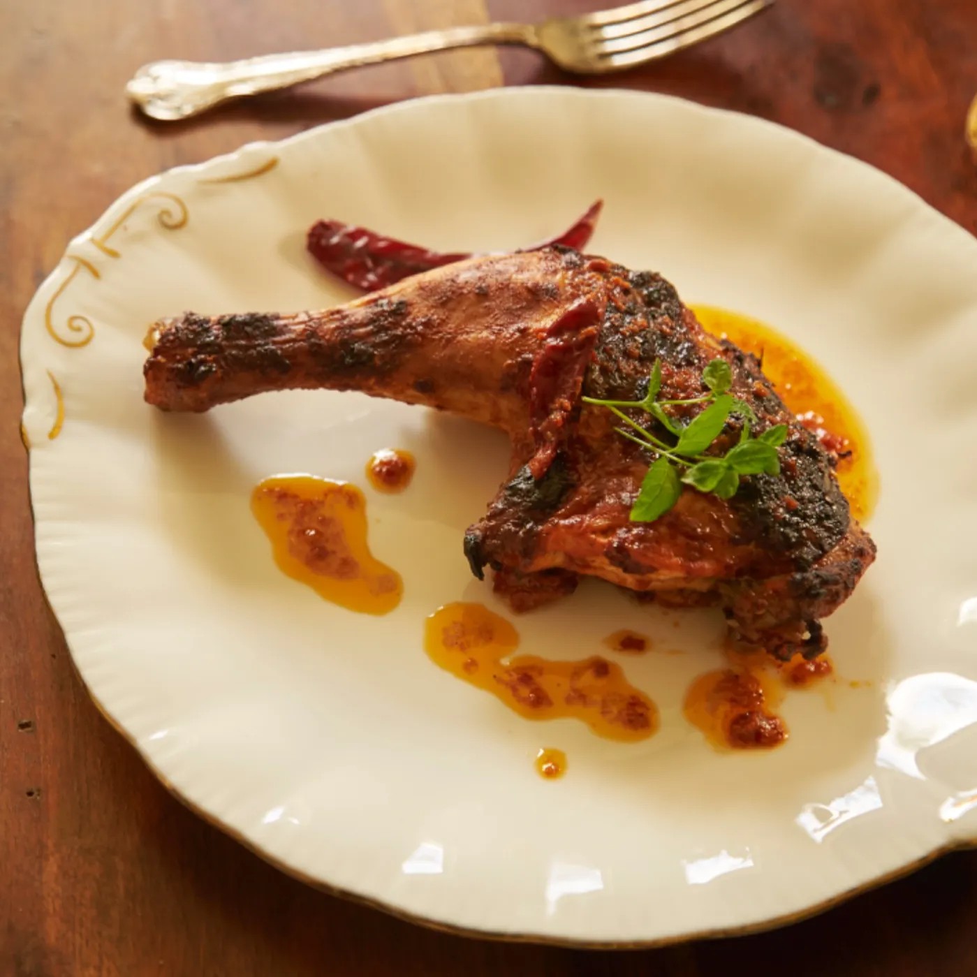 Image alt description