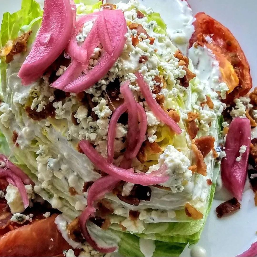 Image alt description