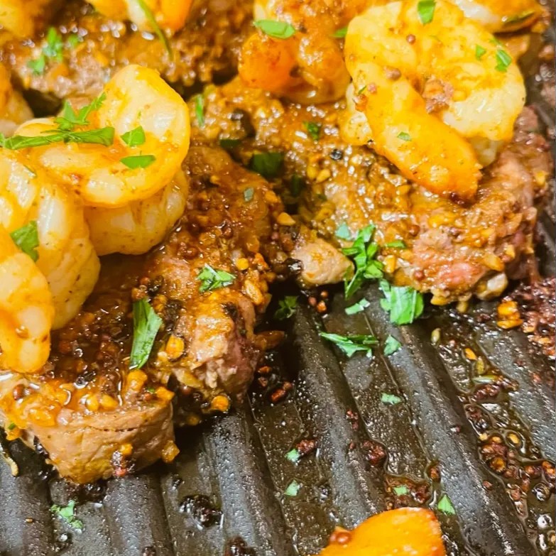 Image alt description