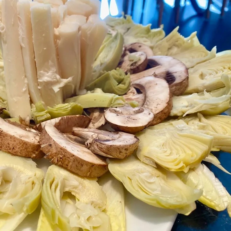 Image alt description