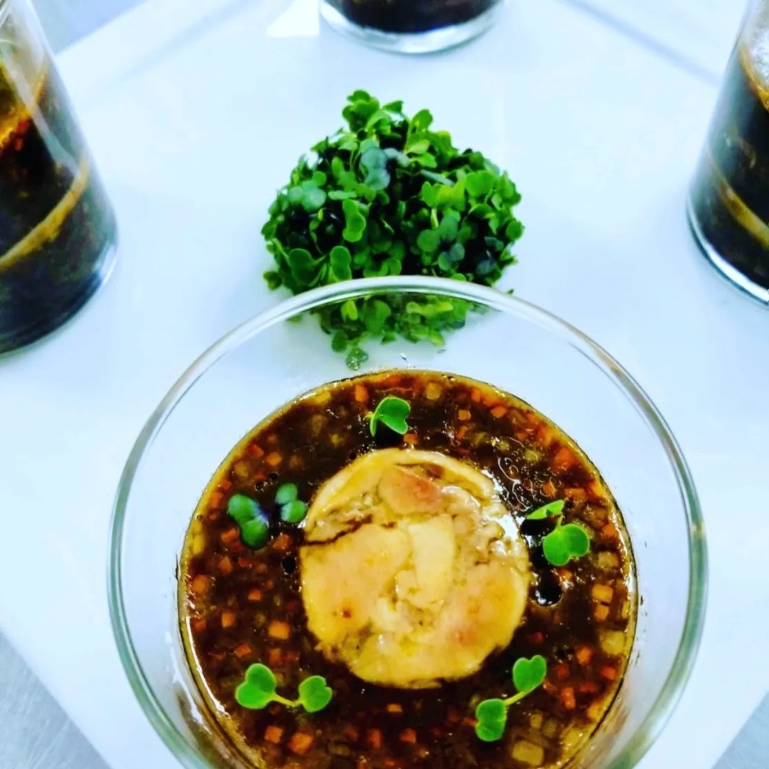 Image alt description