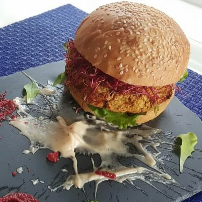 Image alt description