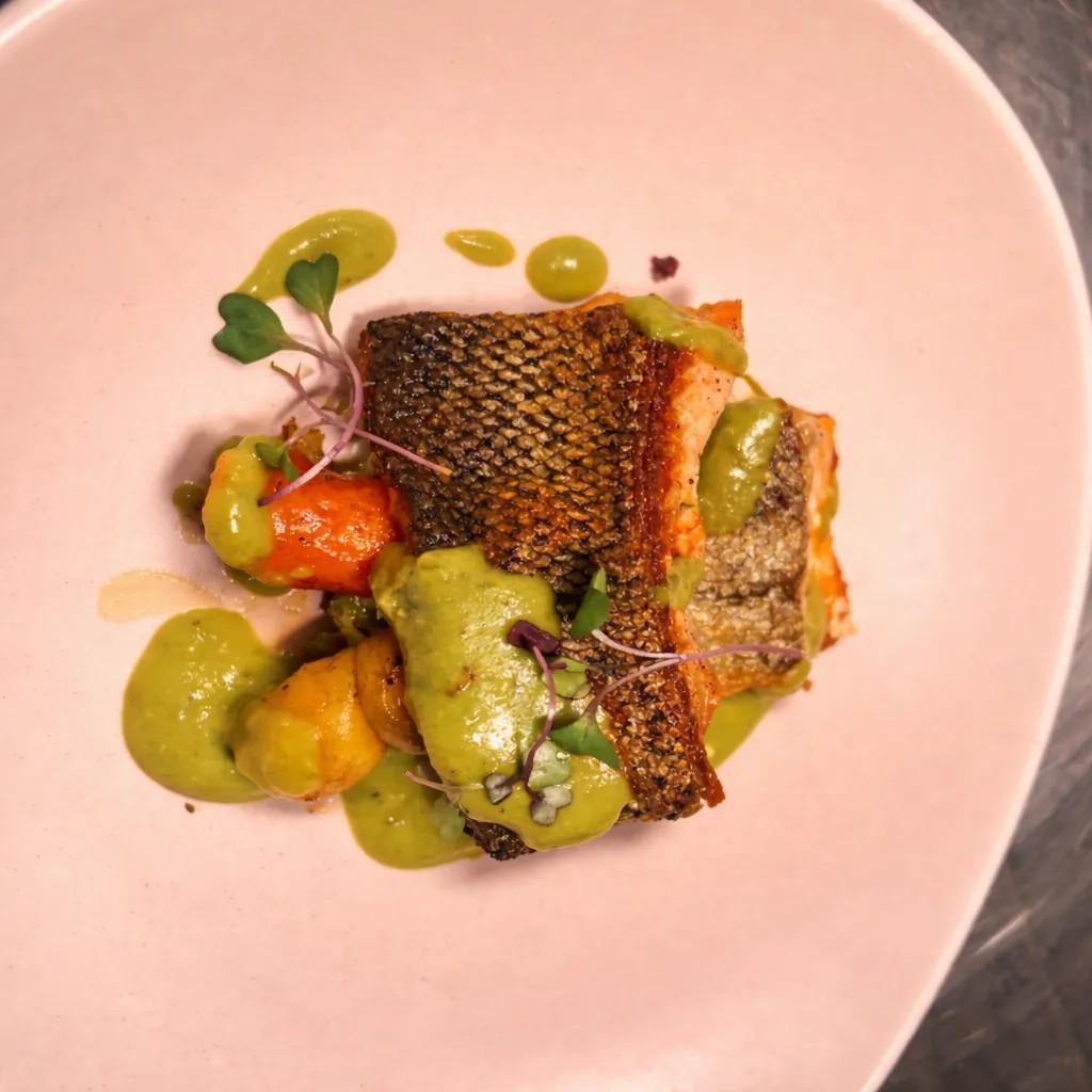 Image alt description