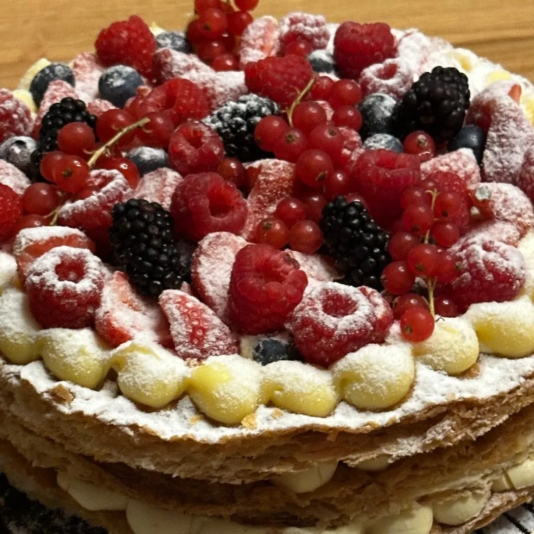 Image alt description