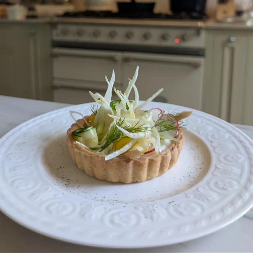 Image alt description