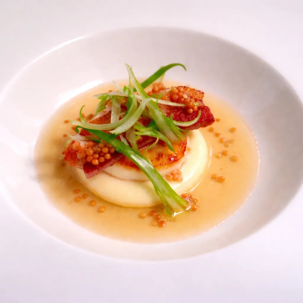 Image alt description