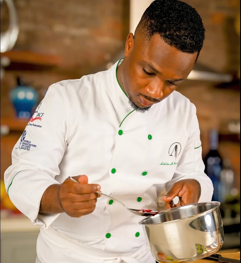 Image alt description