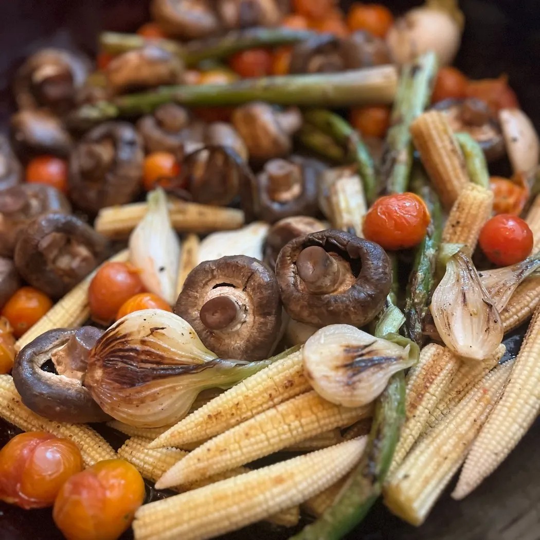 Image alt description