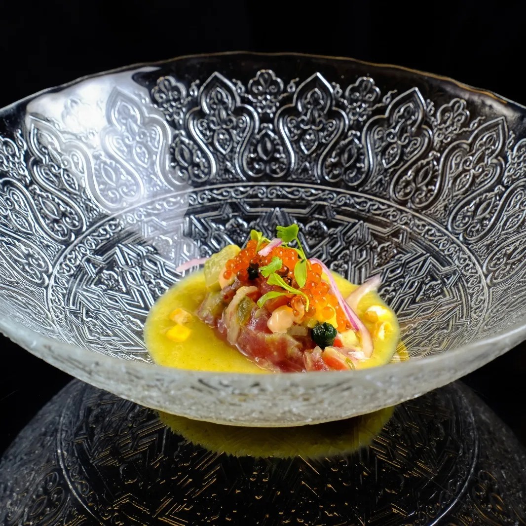 Image alt description