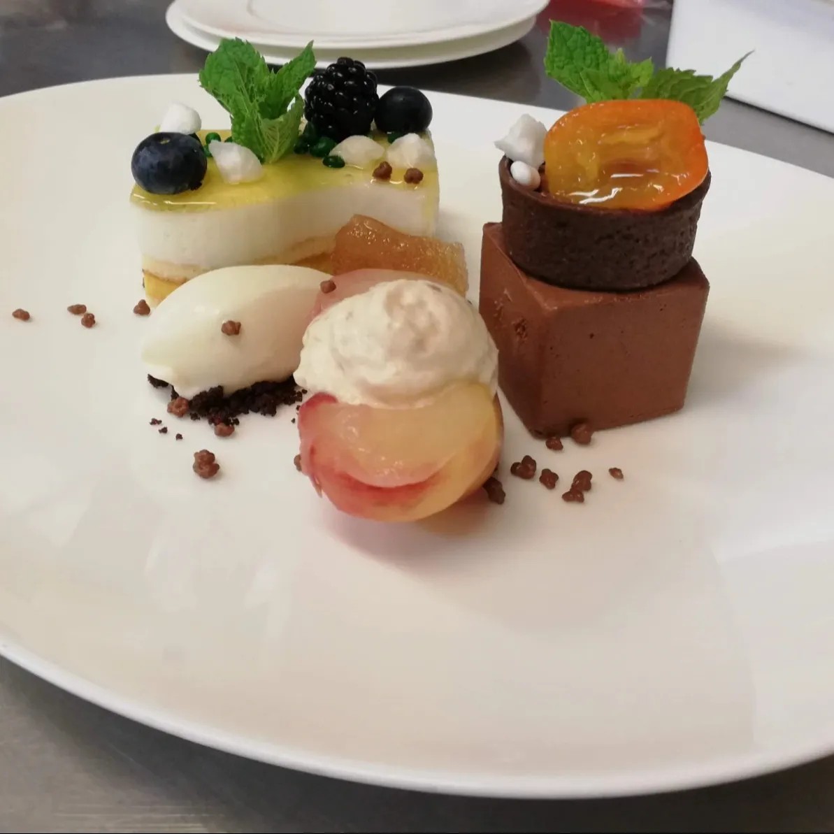 Image alt description