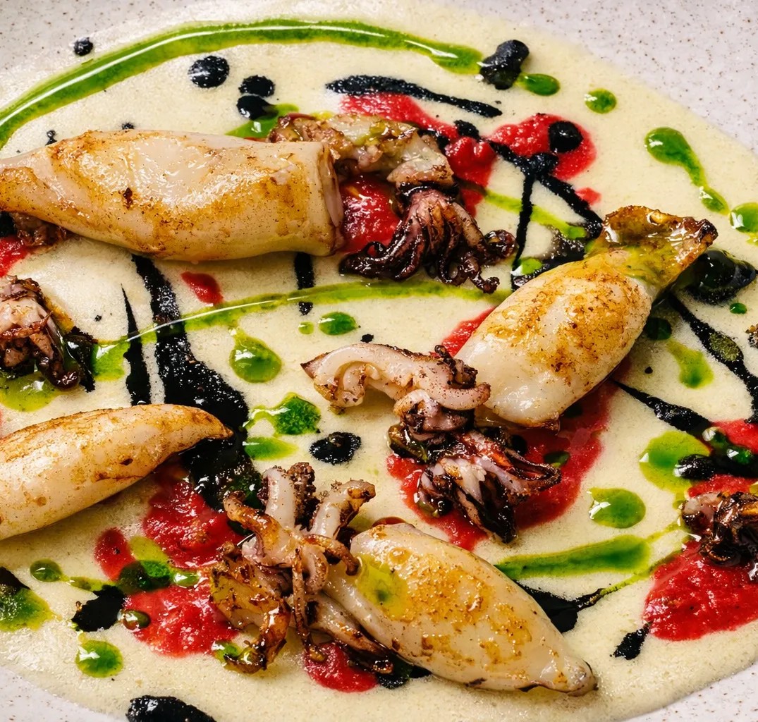 Image alt description