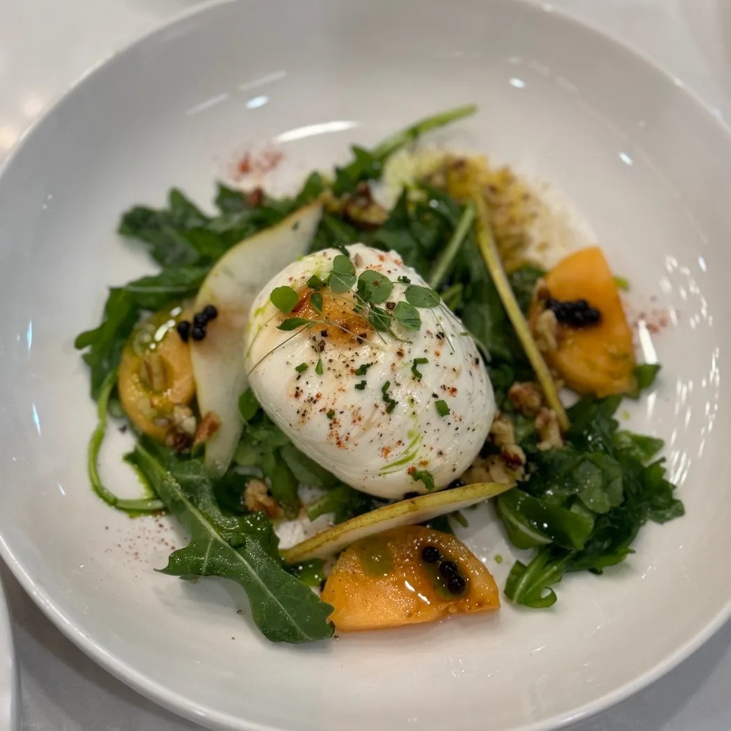 Image alt description