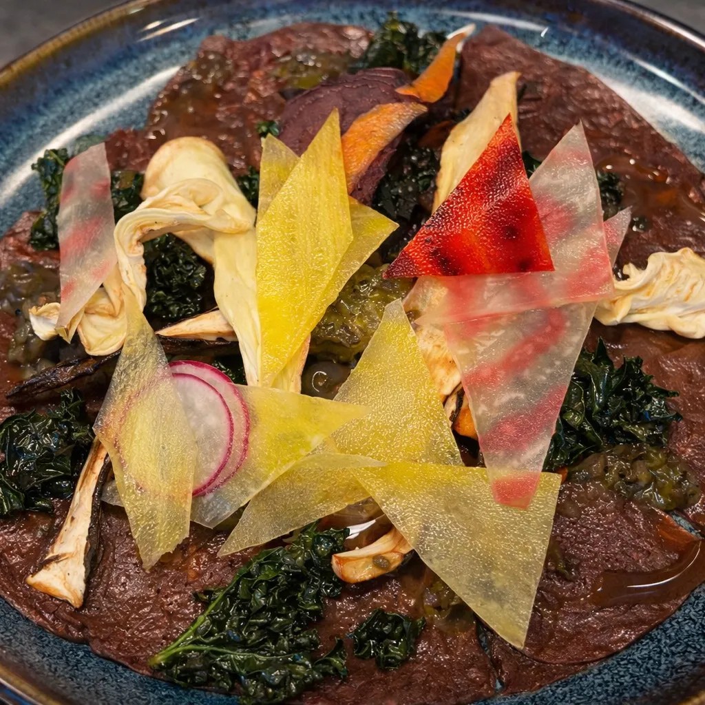 Image alt description