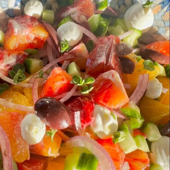 Image alt description