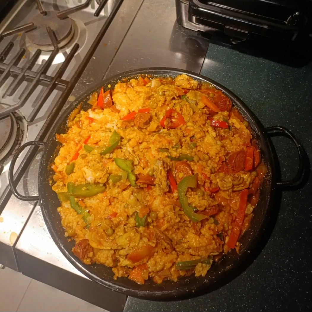 Image alt description