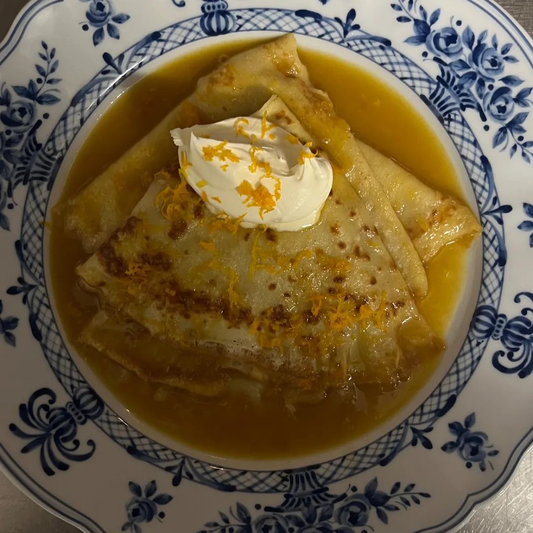 Image alt description