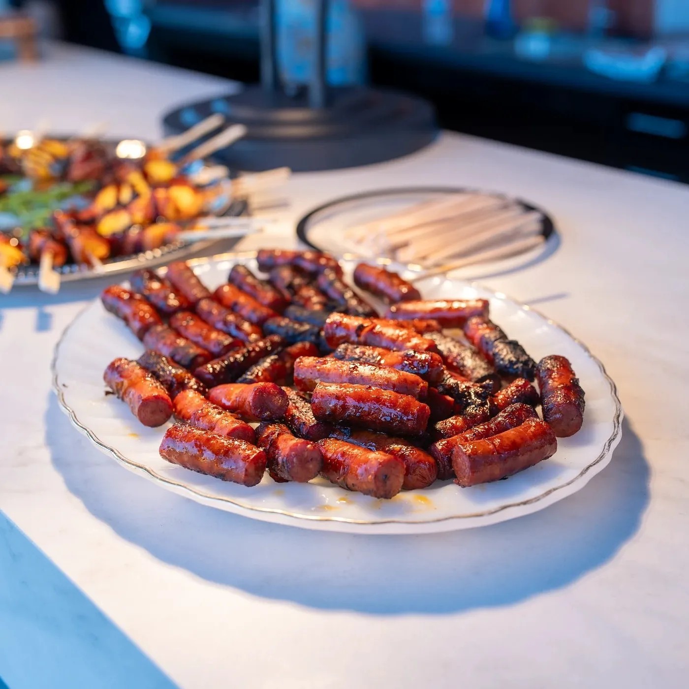 Image alt description