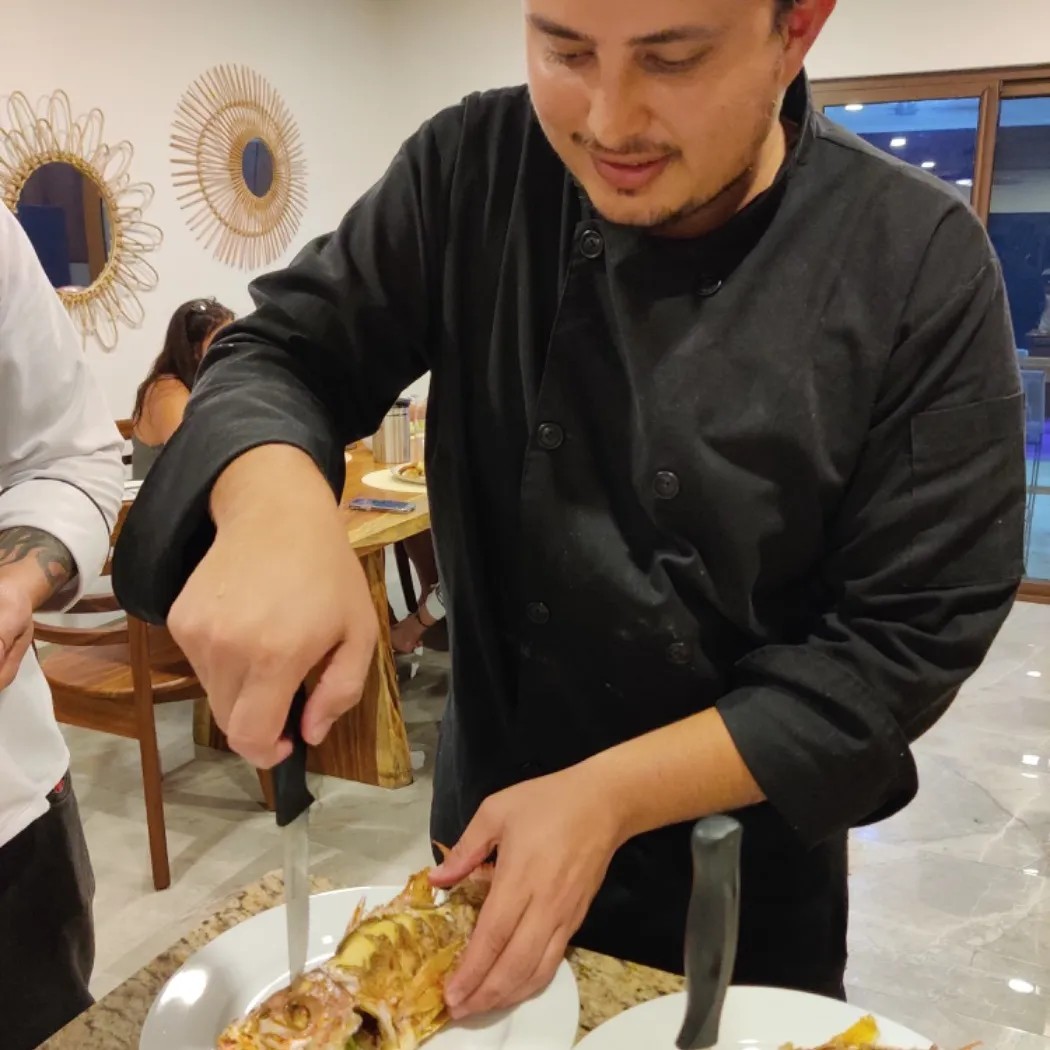 Image alt description