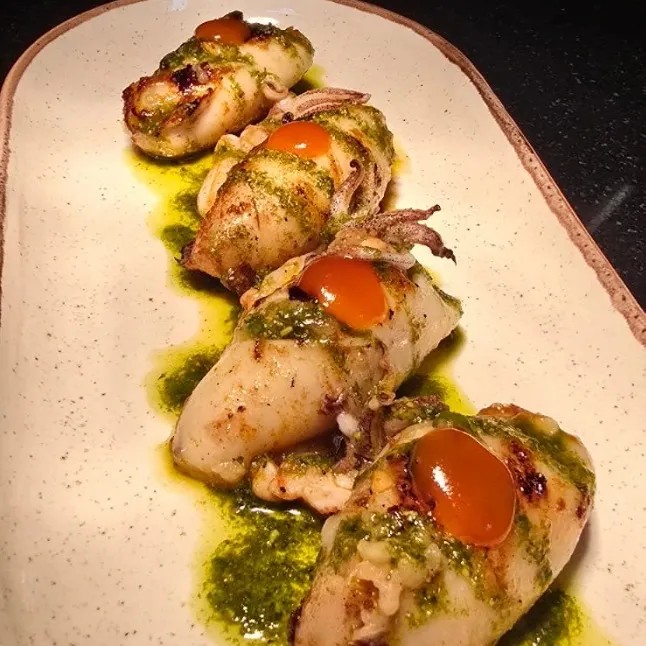 Image alt description