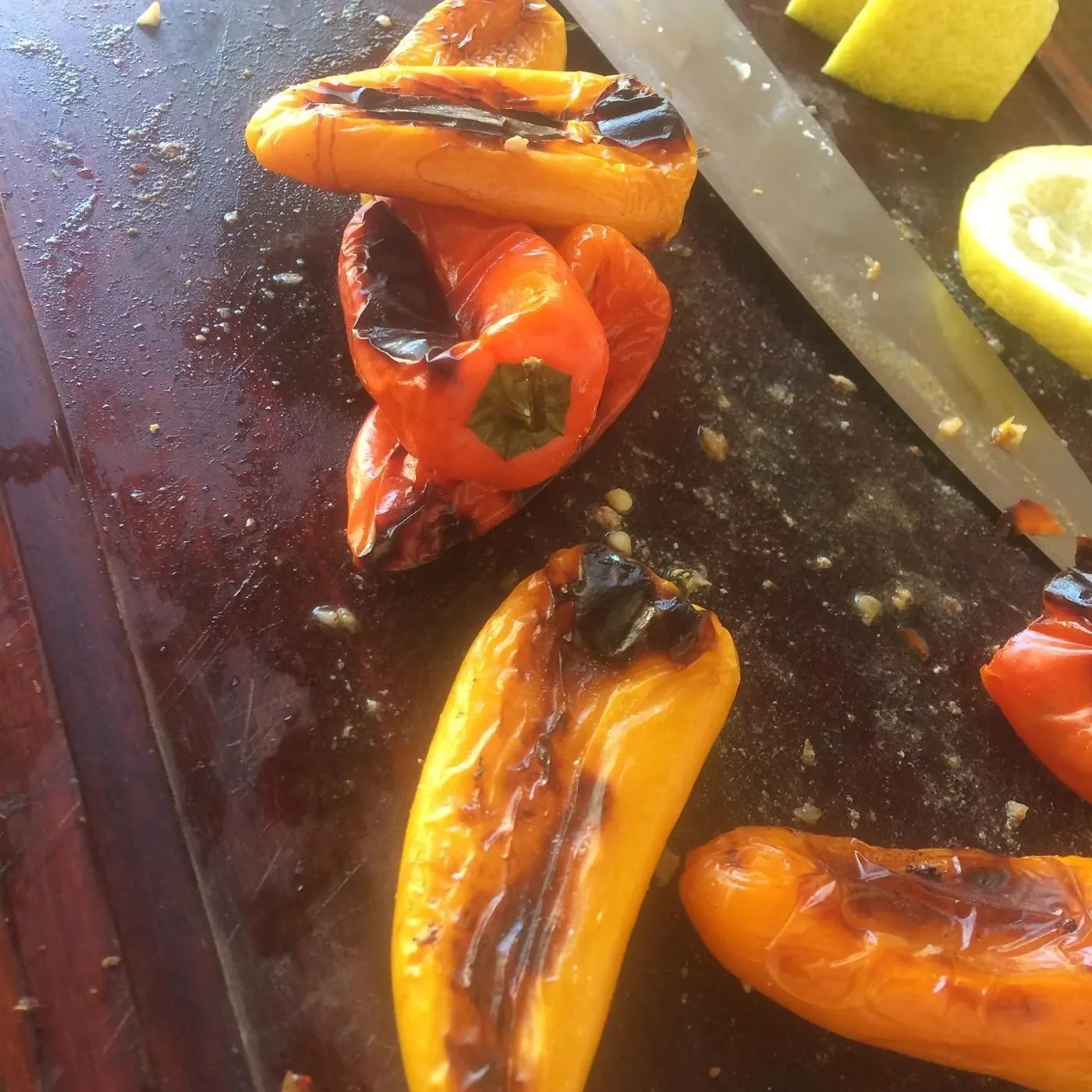 Image alt description