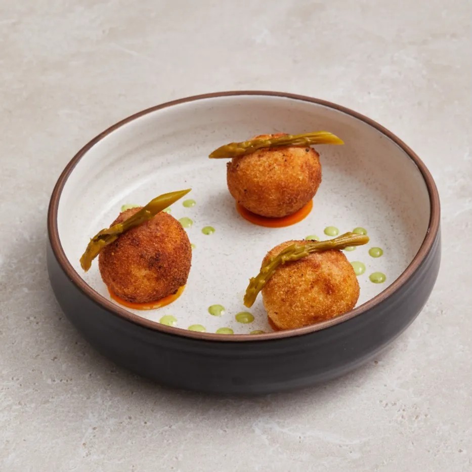 Image alt description