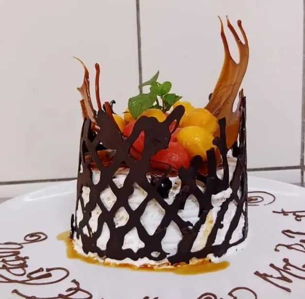 Image alt description