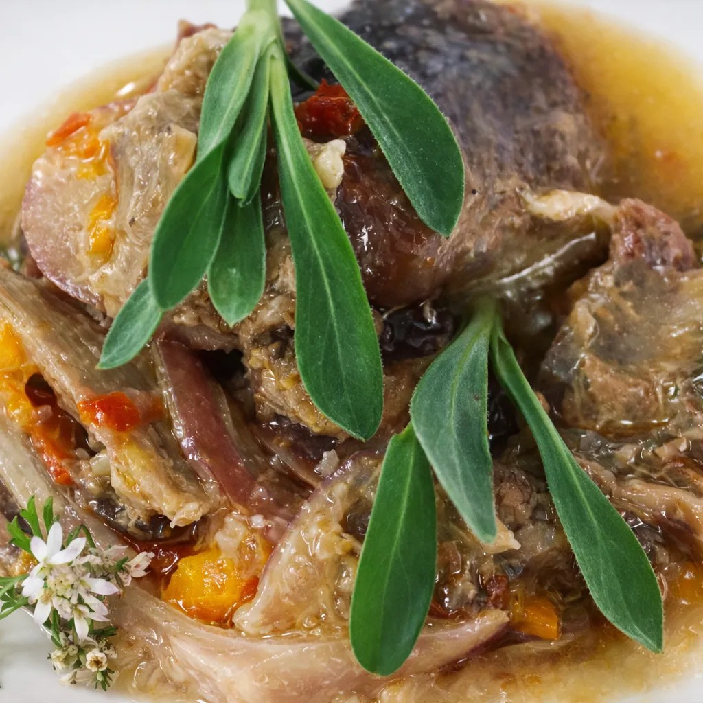 Image alt description