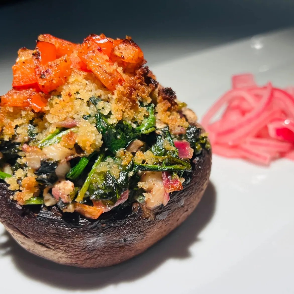 Image alt description