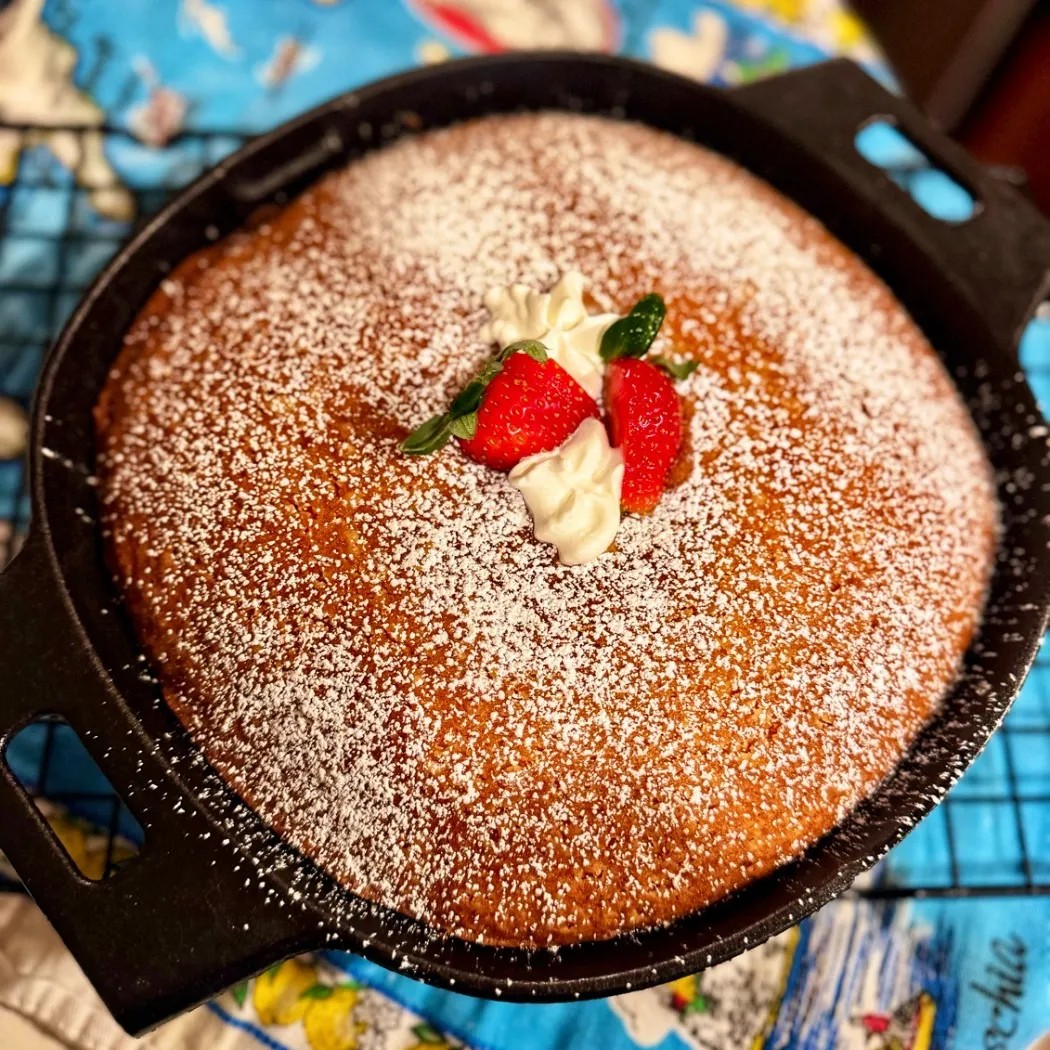 Image alt description