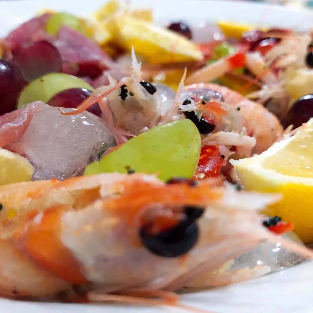 Image alt description