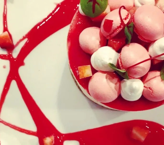 Image alt description