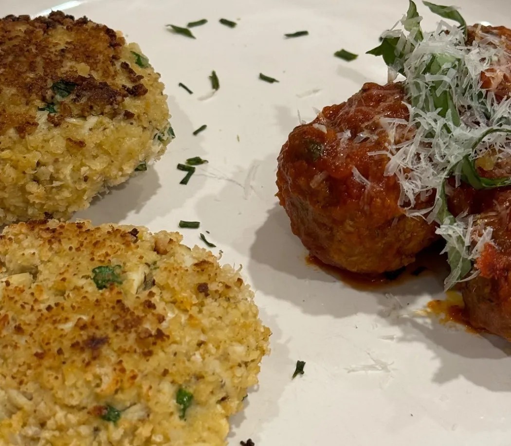 Image alt description