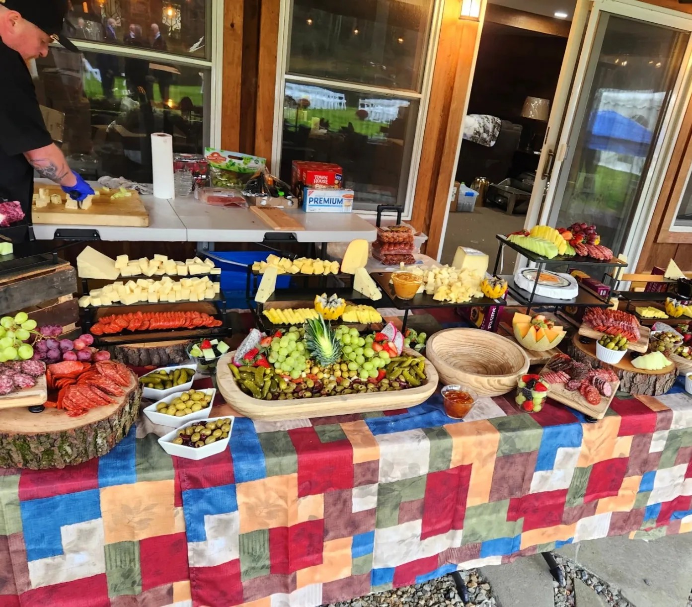 Image alt description