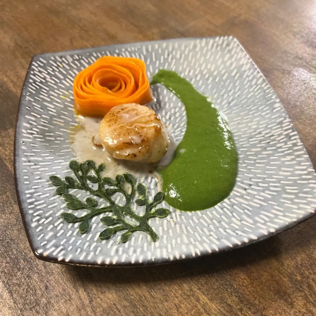 Image alt description