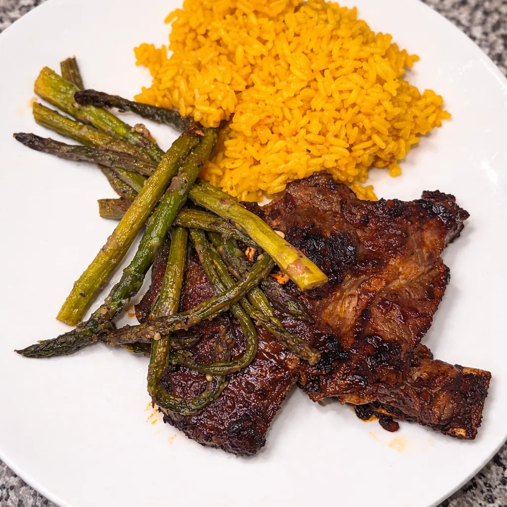 Image alt description