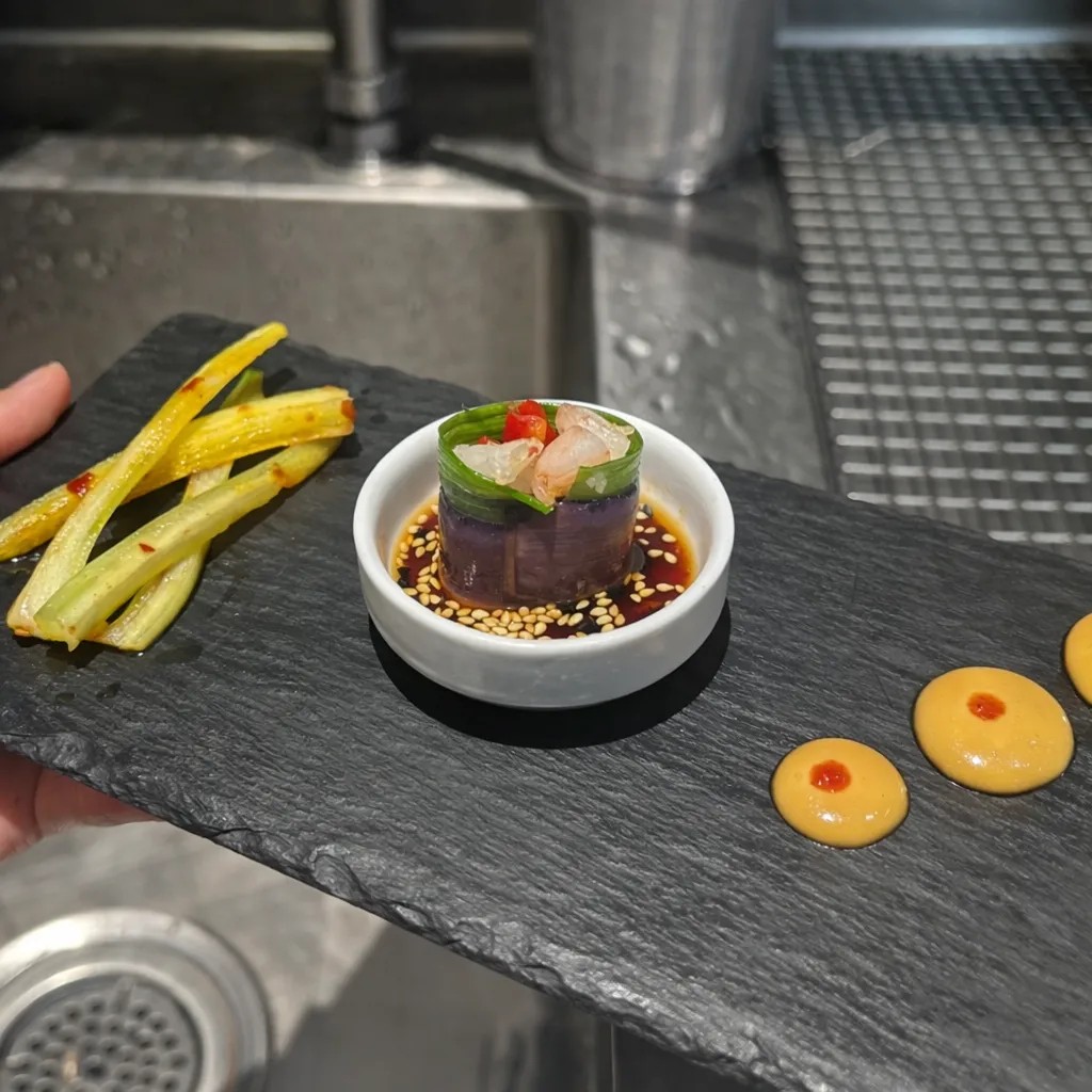 Image alt description