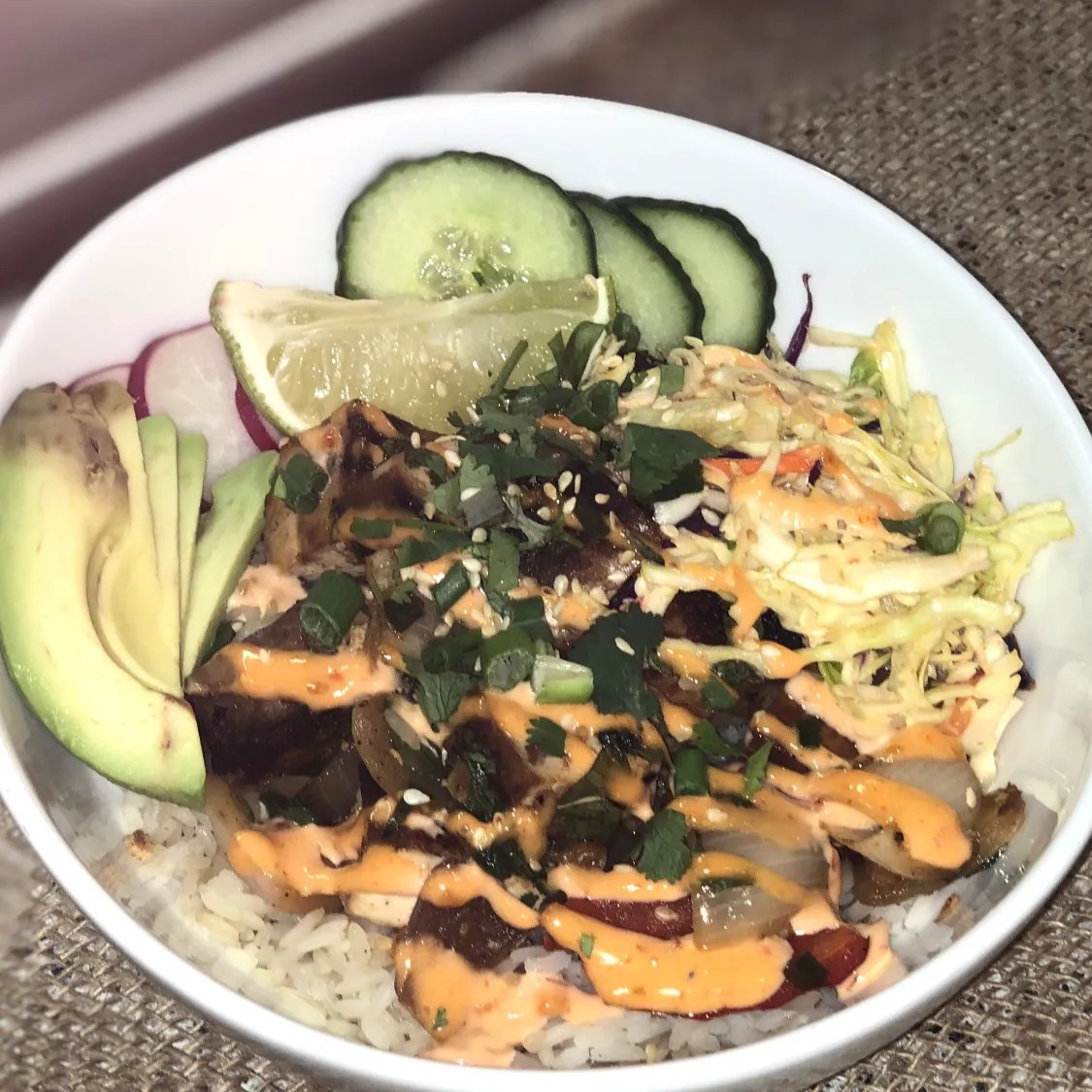 Image alt description