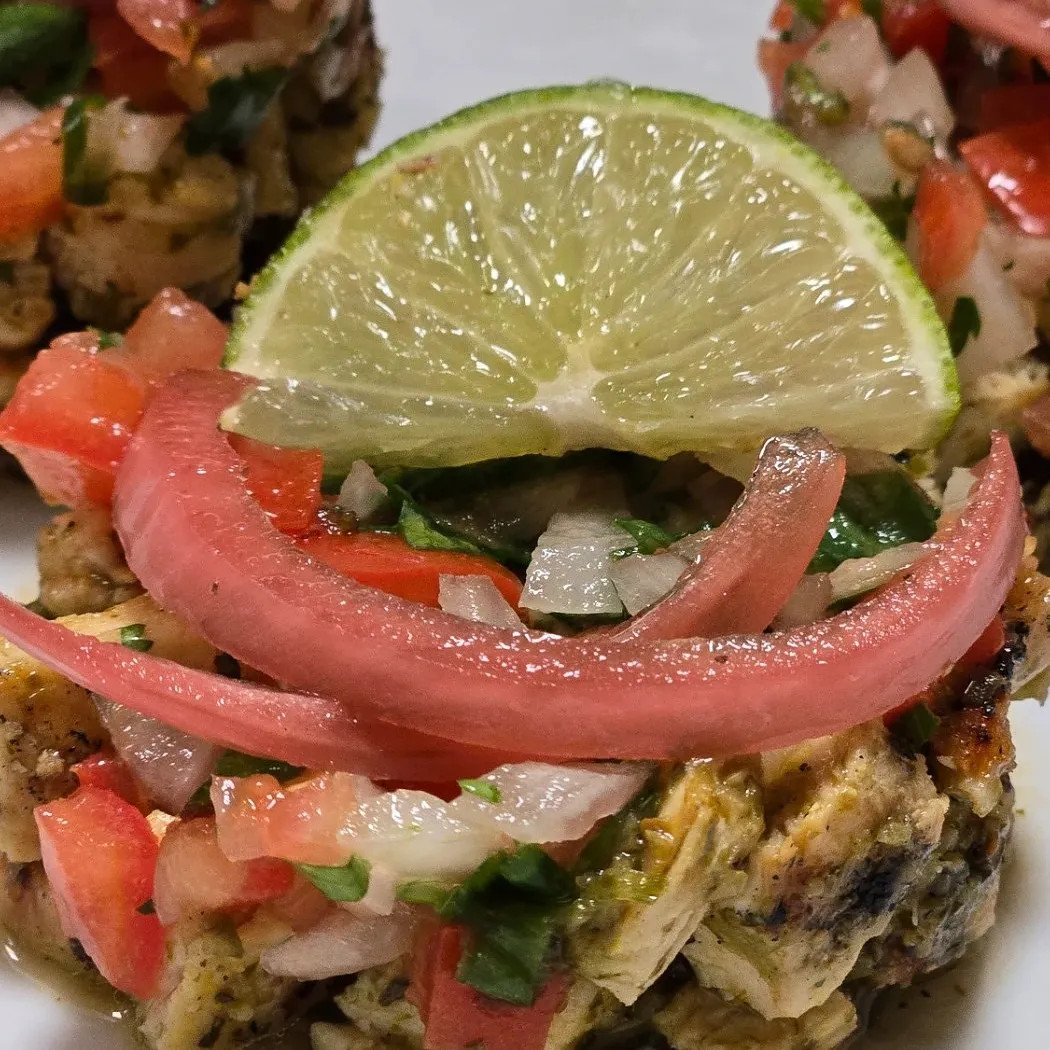 Image alt description