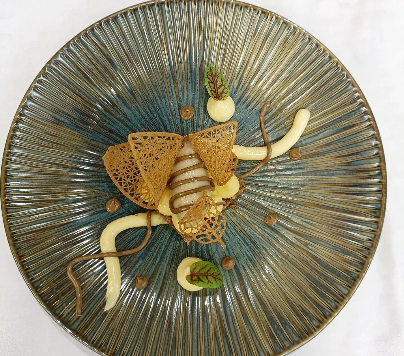 Image alt description