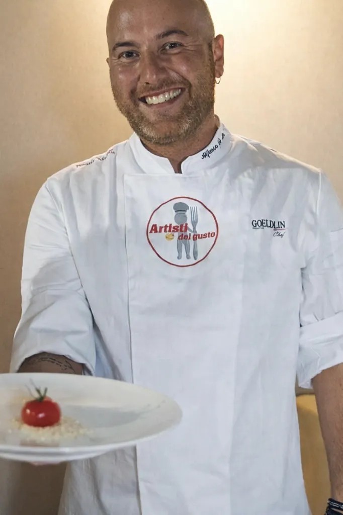 Image alt description