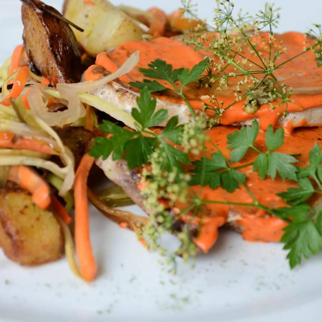 Image alt description