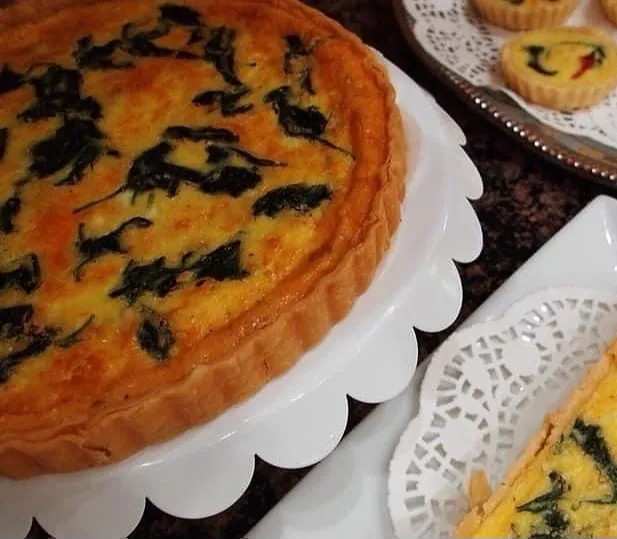 Image alt description