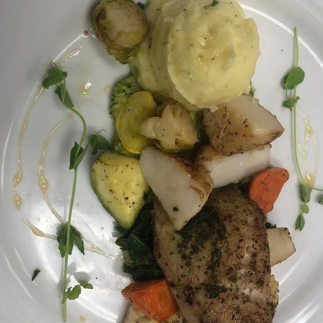 Image alt description