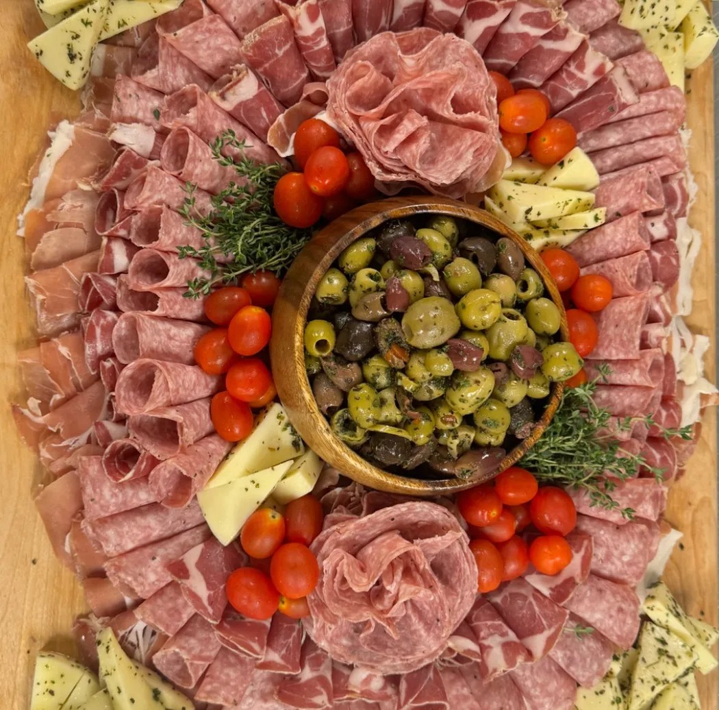 Image alt description