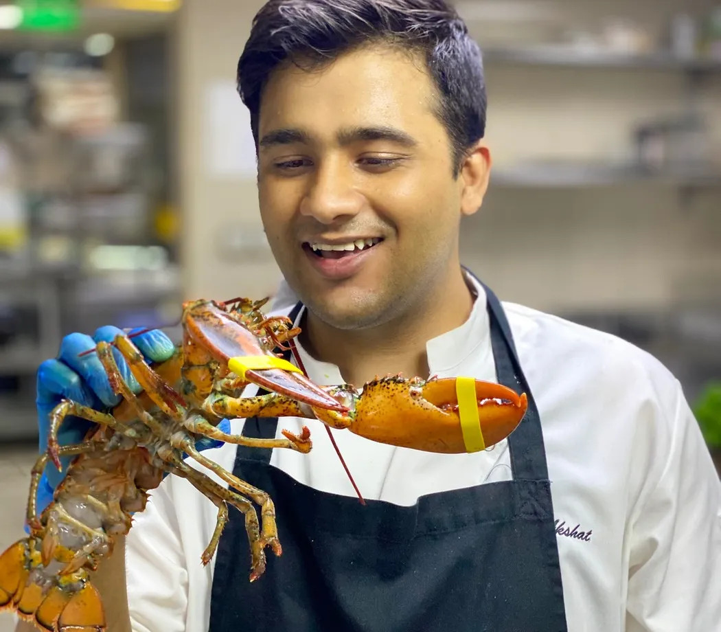 Image alt description