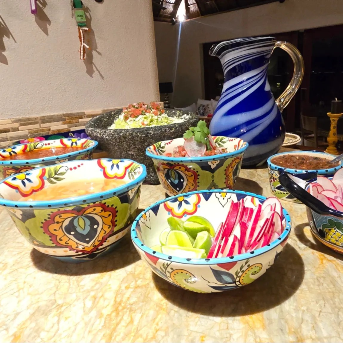 Image alt description